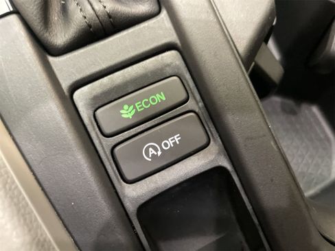 Used 2025 Honda Accord LX image 30