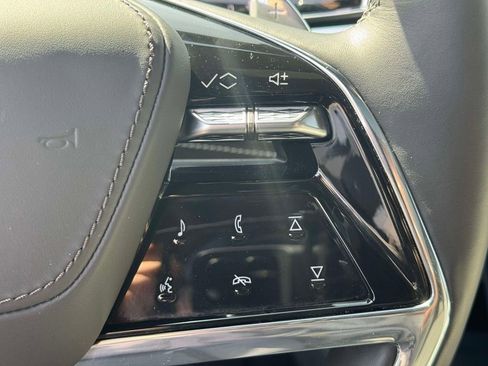 Used 2025 Cadillac Escalade Sport Platinum w/ LPO, Floor Liner Package image 23