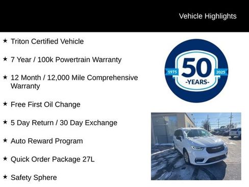 Used 2024 Chrysler Pacifica Touring-L image 5