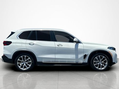 Used 2024 BMW X5 sDrive40i w/ Premium Package RWD image 6