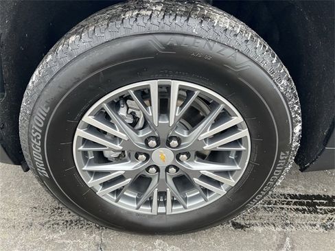 Certified 2025 Chevrolet Traverse LT image 17