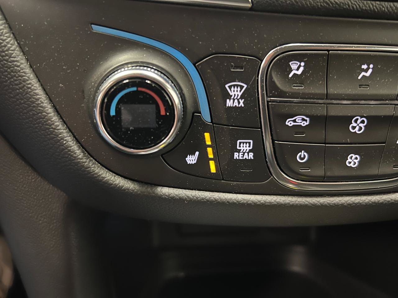 Used 2021 Chevrolet Equinox LT FWD image 48