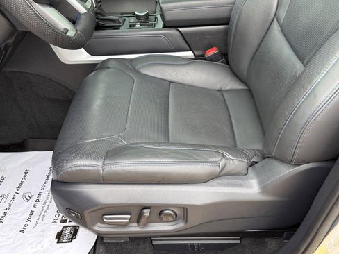 Used 2025 Toyota Tundra Platinum AWD/4WD image 19