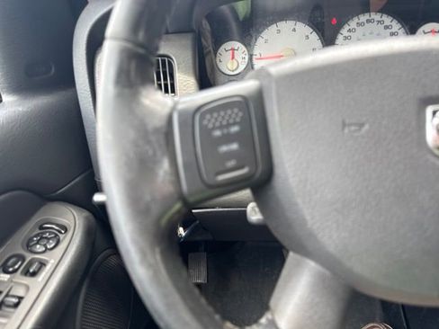 Used 2005 Dodge Ram 2500 Truck SLT AWD/4WD image 15