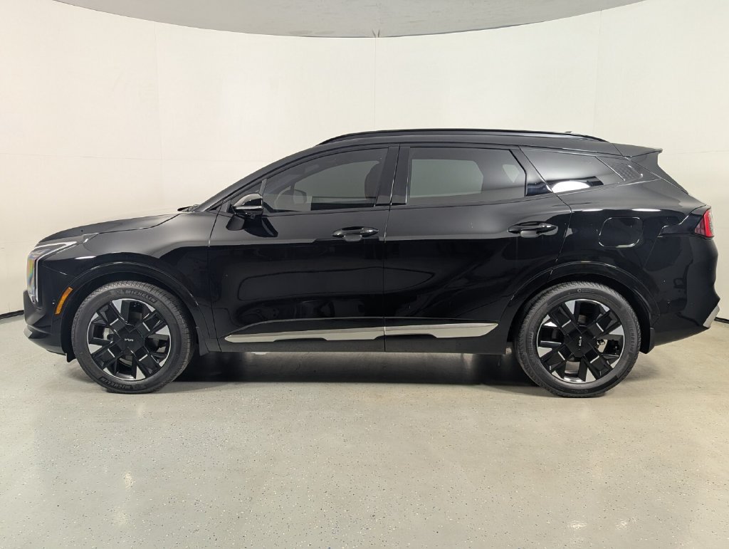 New 2026 Kia Sportage SX FWD image 4