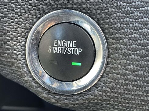 Used 2018 Chevrolet Cruze LT w/ Sun And Sound Package image 30