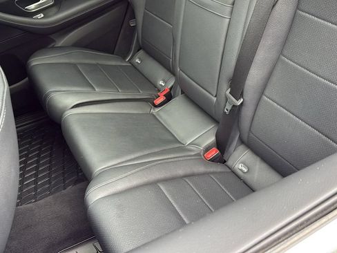 Used 2023 Mercedes-Benz GLS 450 4MATIC image 29