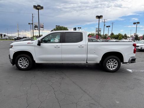 Used 2019 Chevrolet Silverado 1500 LT w/ Z71 Off-Road Package AWD/4WD image 11