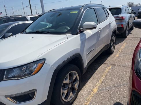 Used 2019 Jeep Compass Limited image 4
