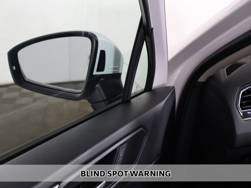 Used 2024 Volkswagen Tiguan S image 4