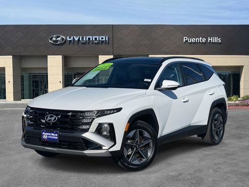 Certified 2025 Hyundai Tucson SEL image 1