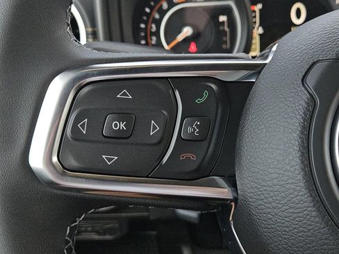 New 2026 Jeep Wrangler Unlimited Sahara AWD/4WD image 18
