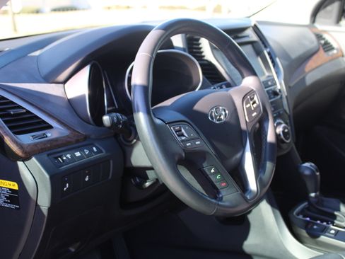 Used 2018 Hyundai Santa Fe Sport image 30