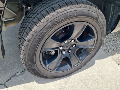 Used 2023 RAM 1500 Big Horn AWD/4WD image 7