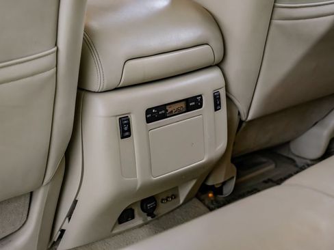 Used 2016 INFINITI QX80 2WD w/ Driver's Assistance Package image 49