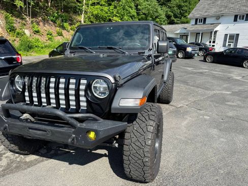 Used 2020 Jeep Wrangler Unlimited Sport AWD/4WD image 1