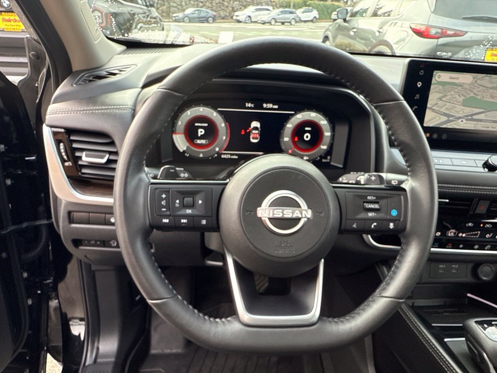 Used 2024 Nissan Rogue Platinum AWD/4WD image 19