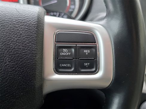 Used 2015 Dodge Journey American Value Package w/ Flexible Seating Group image 28