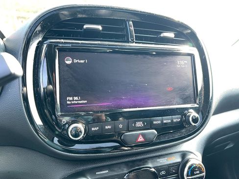 Used 2022 Kia Soul Turbo image 17