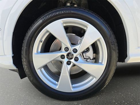 New 2025 Audi Q5 Premium Plus w/ Premium Plus image 33