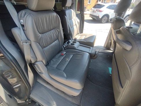 Used 2010 Honda Odyssey EX-L image 16