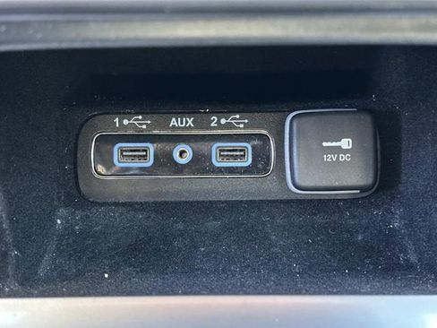 Used 2022 Jeep Grand Cherokee Laredo X image 27