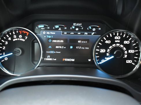 Used 2020 Ford F150 Lariat w/ Equipment Group 501A Mid AWD/4WD image 17