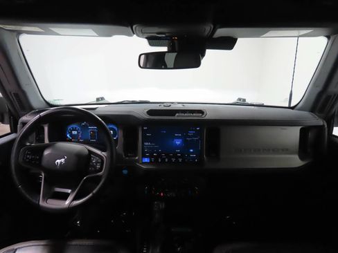 Used 2025 Ford Bronco Outer Banks AWD/4WD image 14