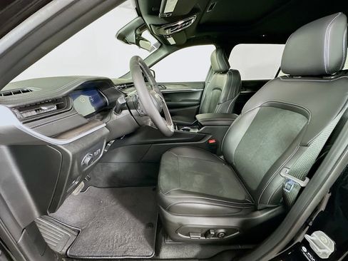 New 2026 Jeep Grand Cherokee L 4WD image 29