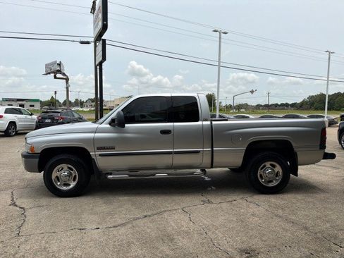 Used 2001 Dodge Ram 2500 Truck 2WD Quad Cab image 10
