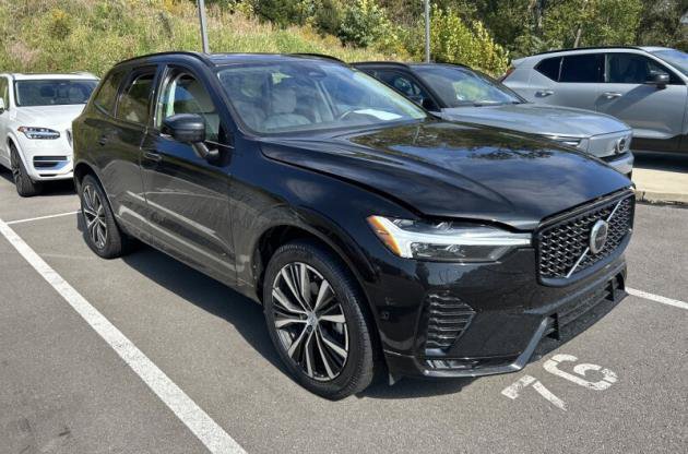 Used 2024 Volvo XC60 B5 Plus w/ Protection Package Premier AWD/4WD image 9