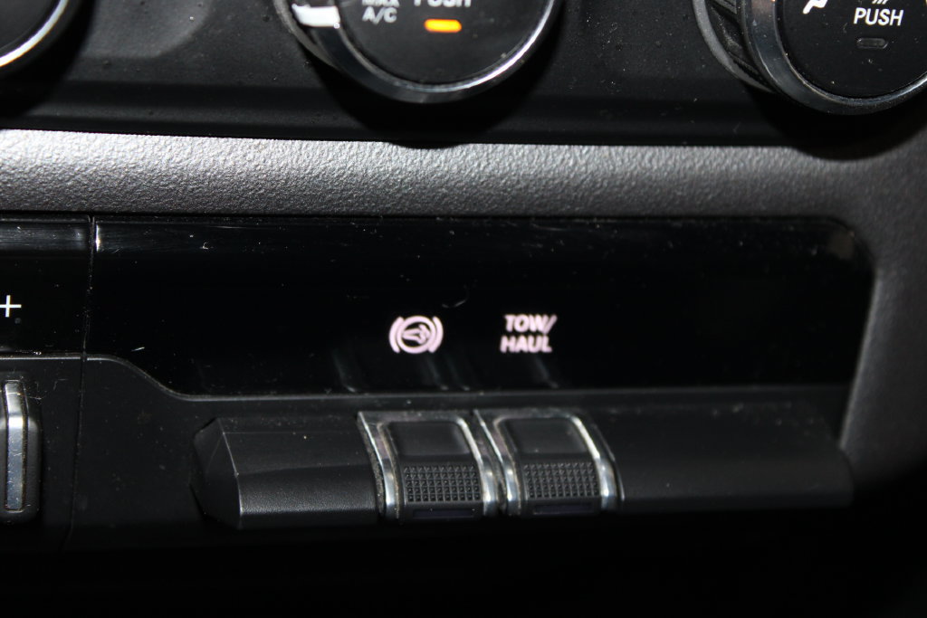 Used 2022 RAM 2500 Big Horn AWD/4WD image 42