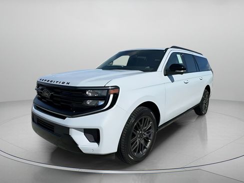 New 2025 Ford Expedition Max Platinum w/ Stealth Performance Package image 11