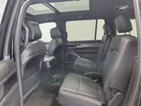 New 2026 Jeep Grand Wagoneer 4WD image 9