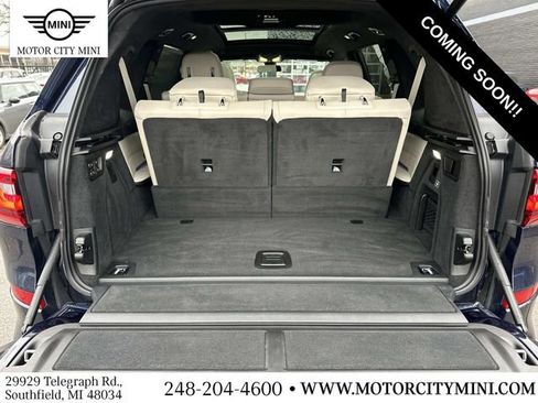 Used 2021 BMW X7 M50i w/ Executive Package image 13