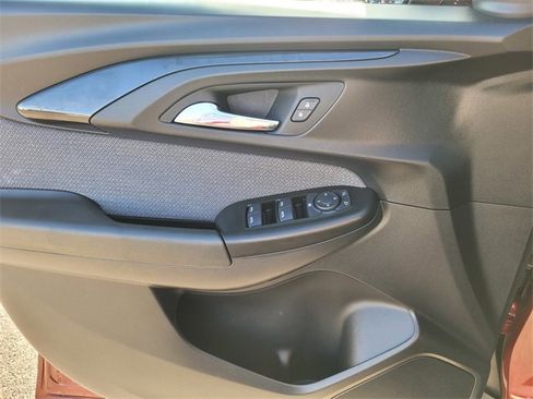 Used 2023 Chevrolet TrailBlazer LT w/ Convenience Package image 20