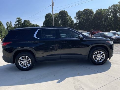 Used 2018 Chevrolet Traverse LT FWD image 10