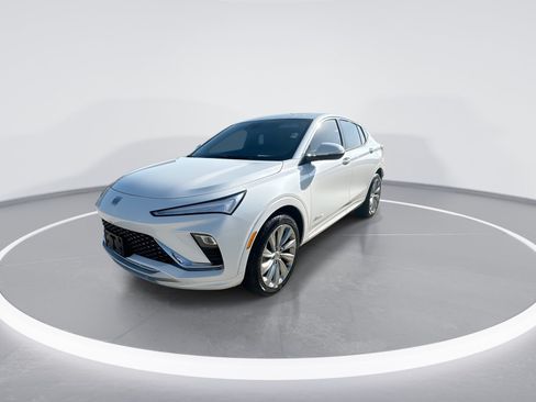 Certified 2024 Buick Envista Avenir FWD image 4