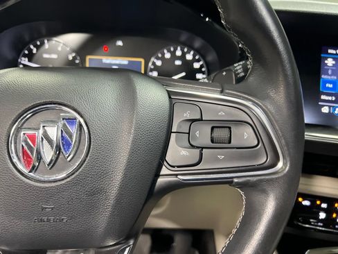 Used 2023 Buick Envision Preferred FWD image 23