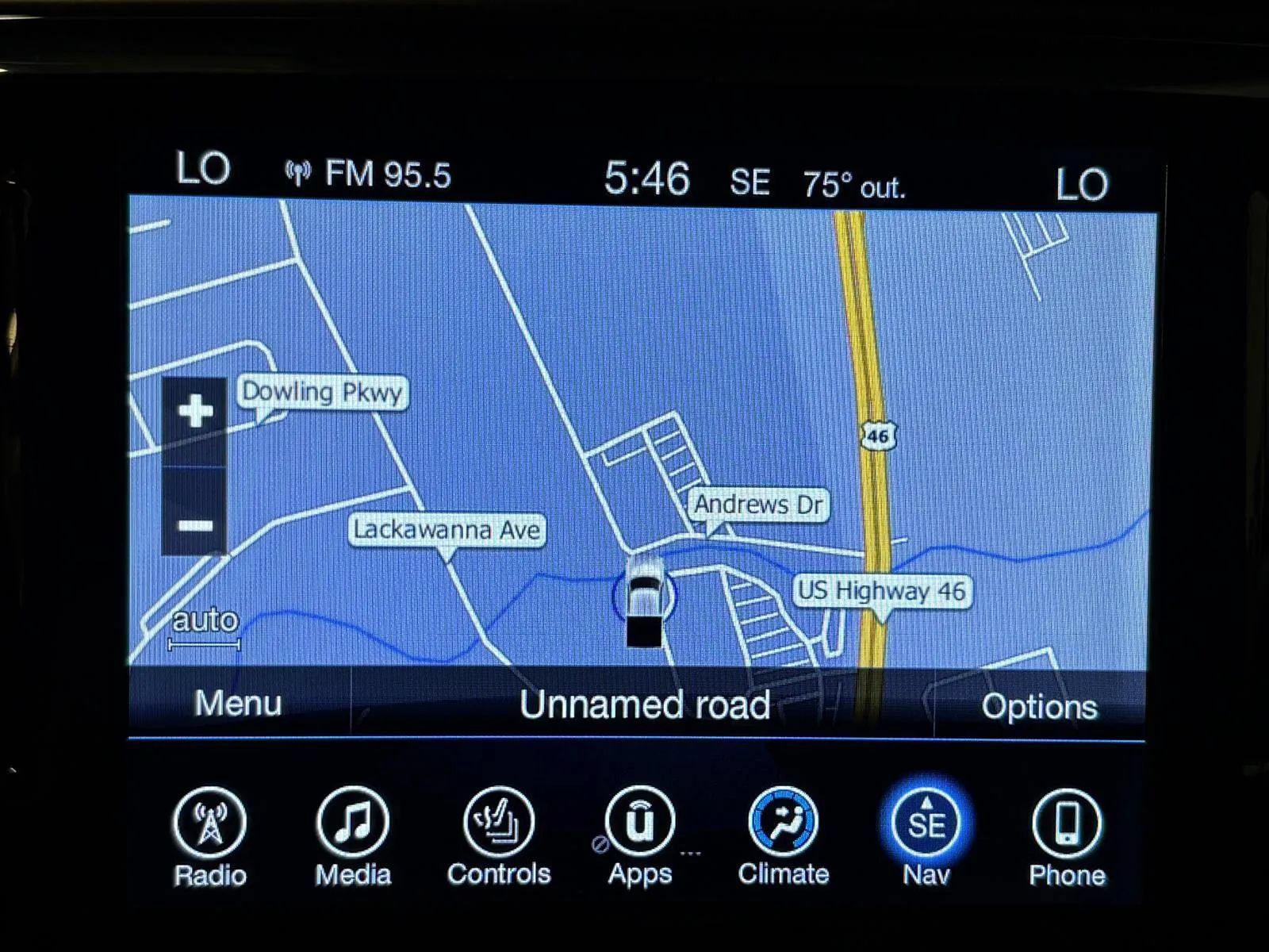 Used 2017 Chrysler Pacifica Touring-L Plus w/ Advanced Safetytec Group FWD image 12