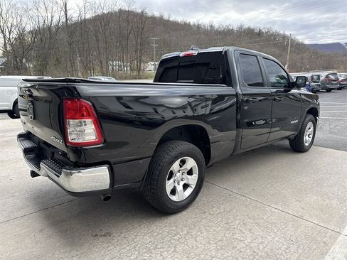 Used 2022 RAM 1500 Big Horn AWD/4WD image 4