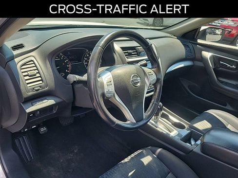 Used 2018 Nissan Altima 2.5 SV FWD image 18