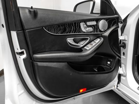 Used 2018 Mercedes-Benz C 300 Sedan w/ Multimedia Package image 37