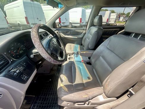 Used 2002 Honda Odyssey EX-L image 9
