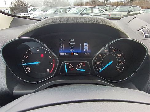 Used 2019 Ford Escape SEL image 12