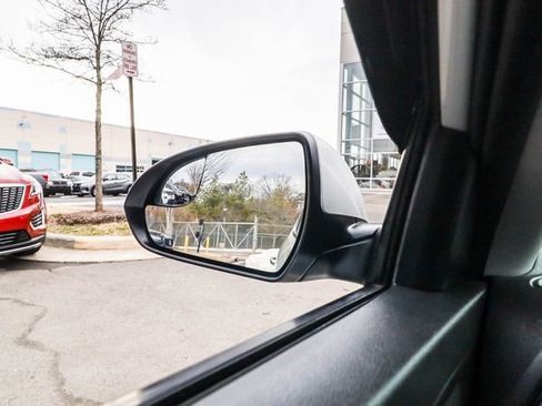 Used 2017 Hyundai Elantra SE image 45