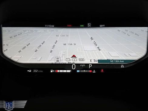 Used 2023 Land Rover Range Rover SV image 40