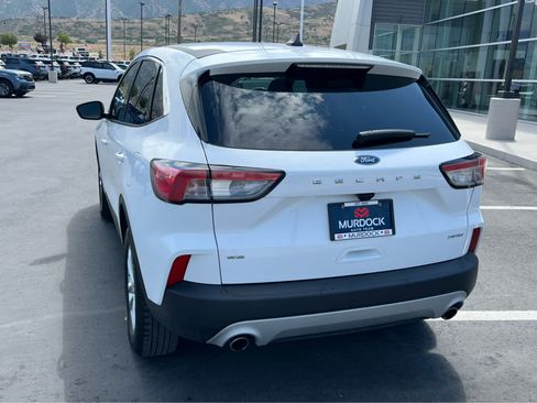 Certified 2022 Ford Escape SE AWD/4WD image 10