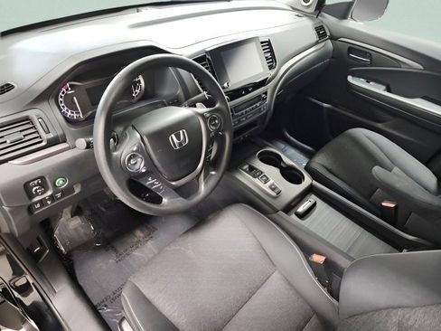 Certified 2023 Honda Ridgeline Sport image 23
