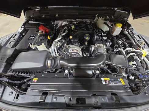 Used 2024 Jeep Gladiator Mojave w/ Convenience Group image 36